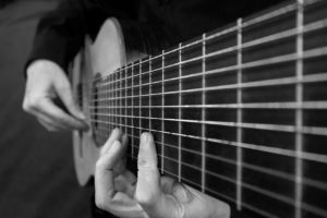 G04Koumenteris Guitar-012-IMG_6554